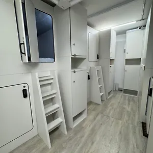  Hotel Komo Pods Regno Unito